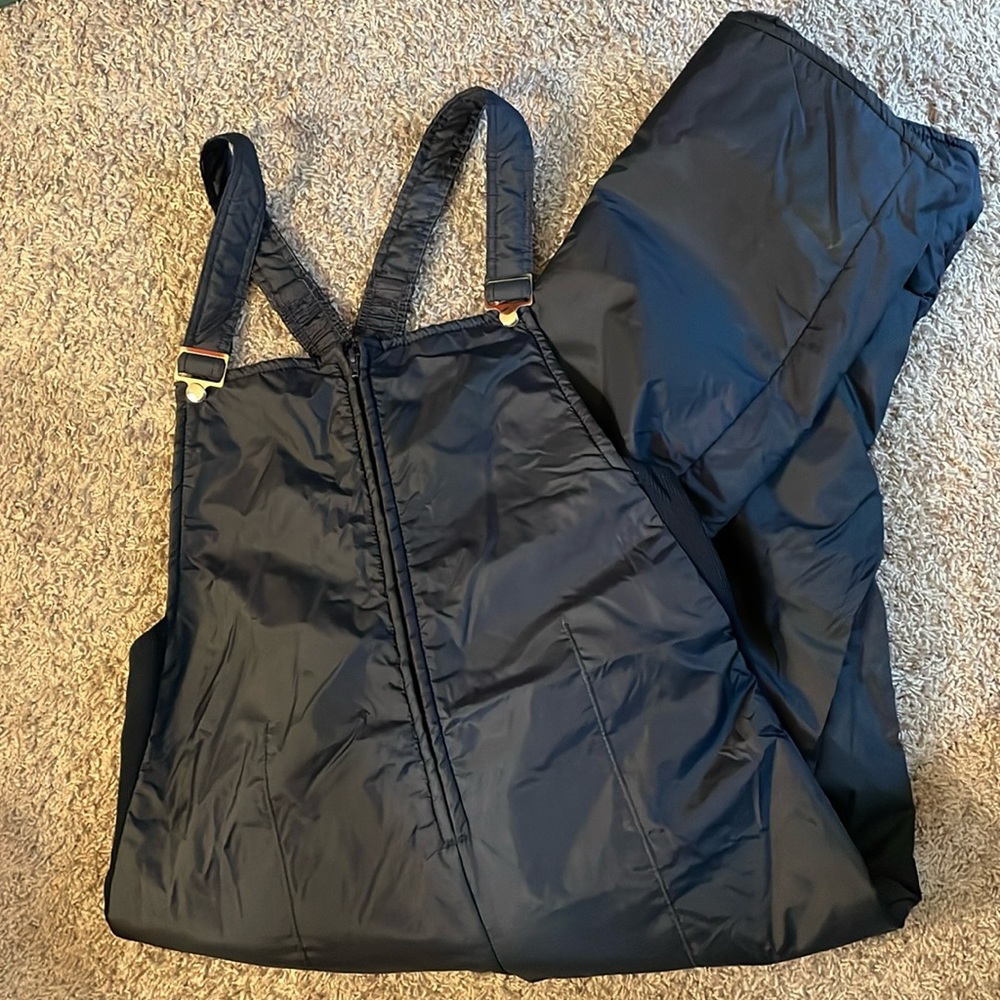White Stag full bib ski pants, like new, perfect condition
